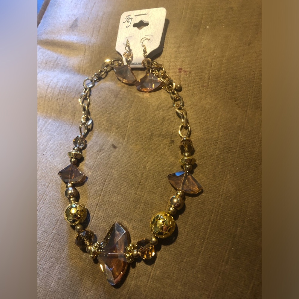 Gold and Brown Chain-Link Bracelet with Faceted Crystals-$30 or $25 w/offer 25A